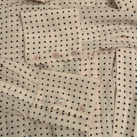 Equipment Polka Dot Tieneck 100% Silk Blouse - size S - Picture 7 of 7